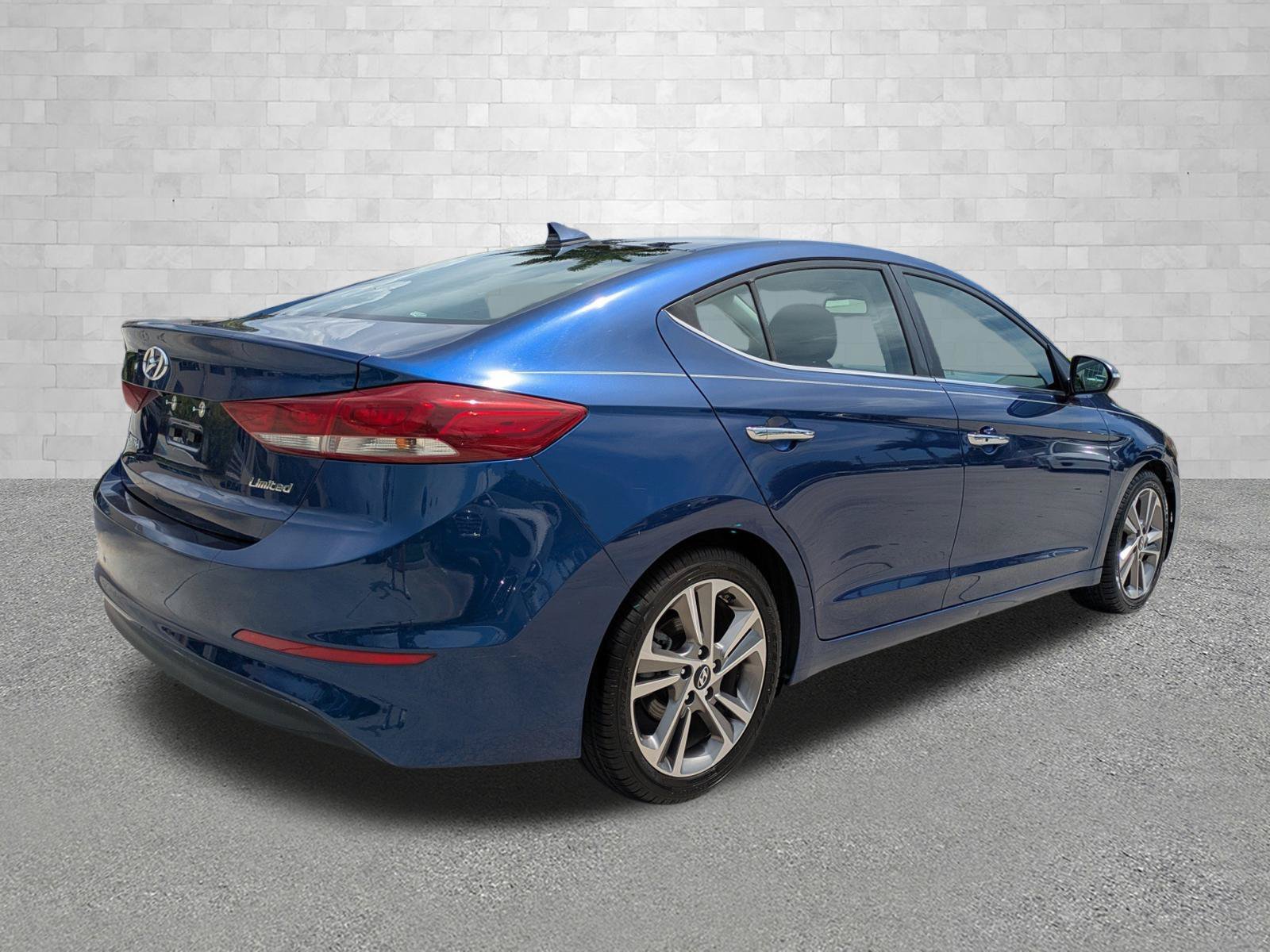 Used 2017 Hyundai Elantra Limited with VIN 5NPD84LF2HH026647 for sale in Naples, FL