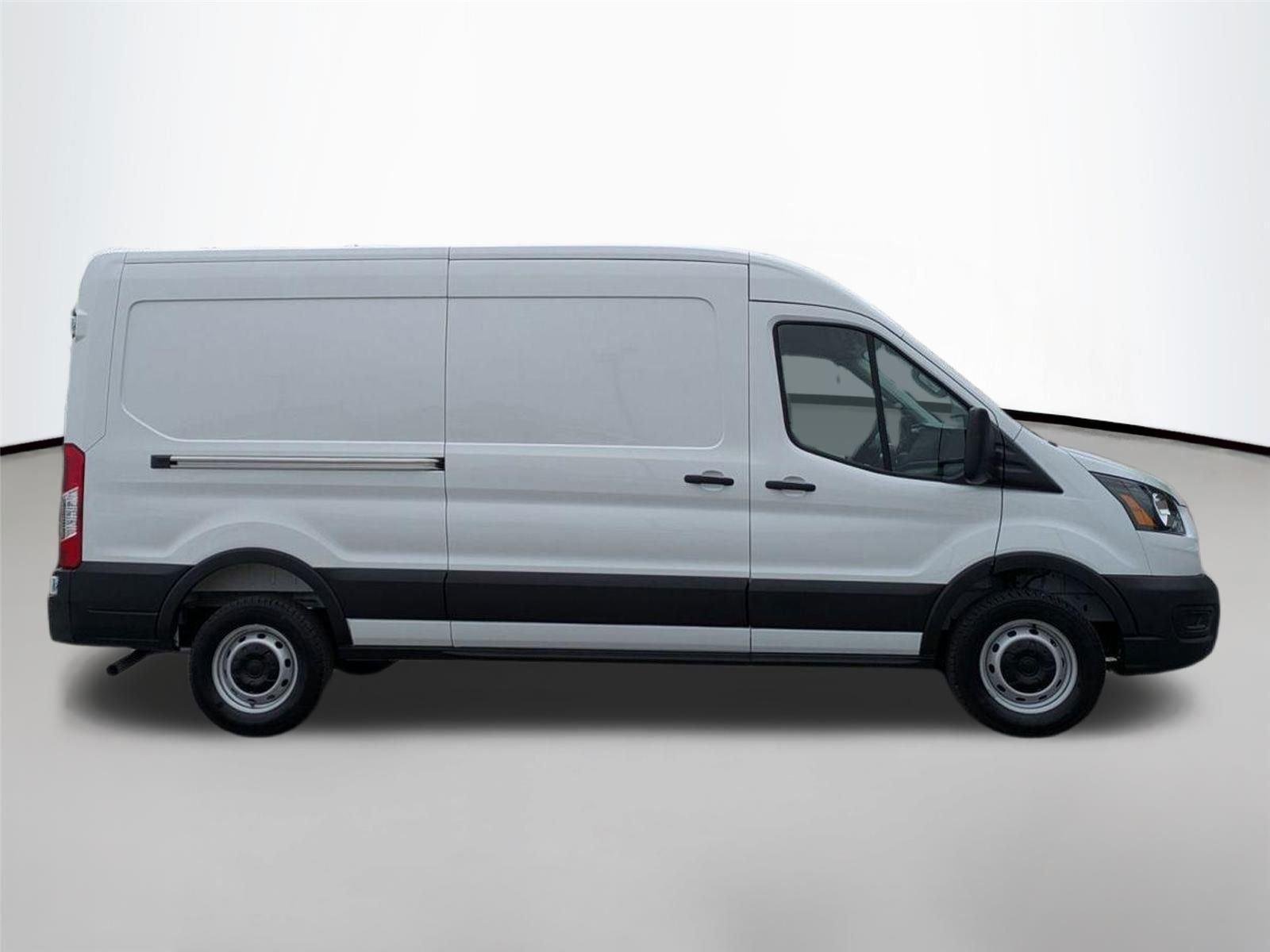 New 2026 Oxford White Ford Cargo Van image 4
