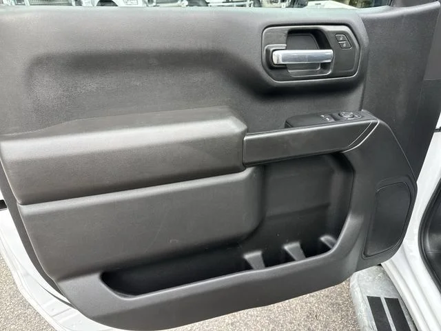 Used 2025 White Chevrolet WT image 18