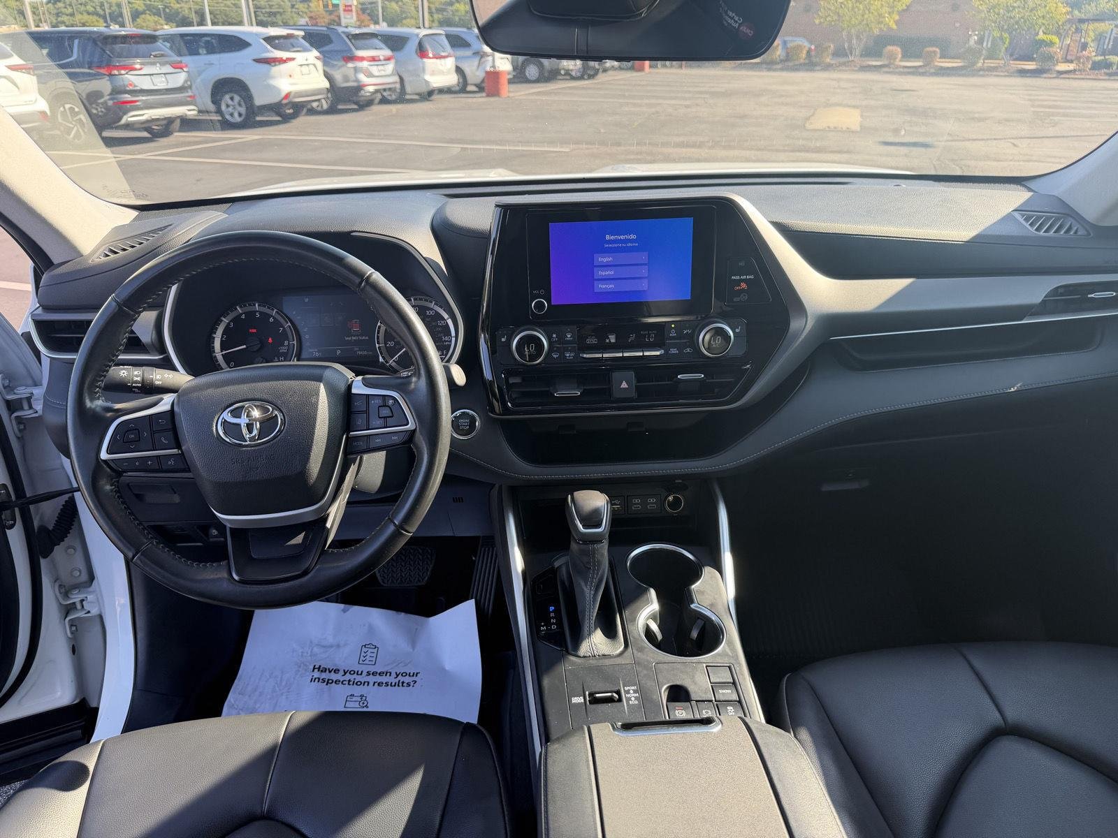 Used 2023 Wind Chill Pearl Toyota XLE image 17