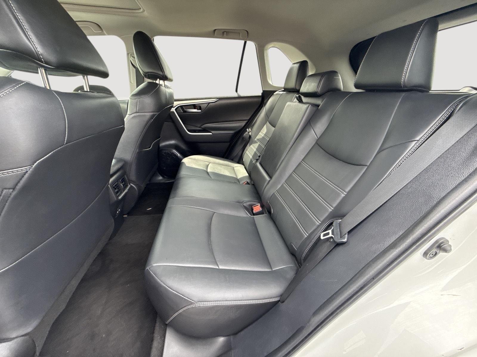 Certified Used 2022 Blizzard Pearl Toyota XLE Premium image 27