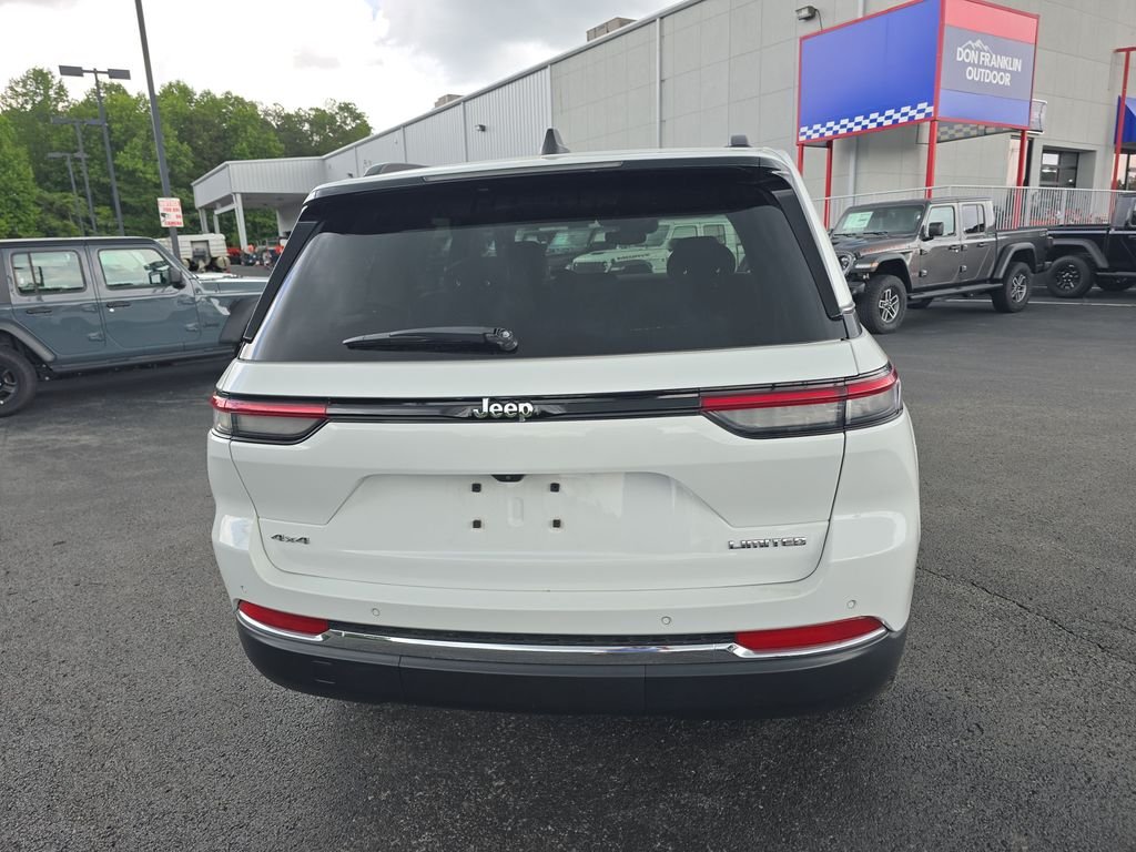 Used 2023 White Jeep Limited image 4