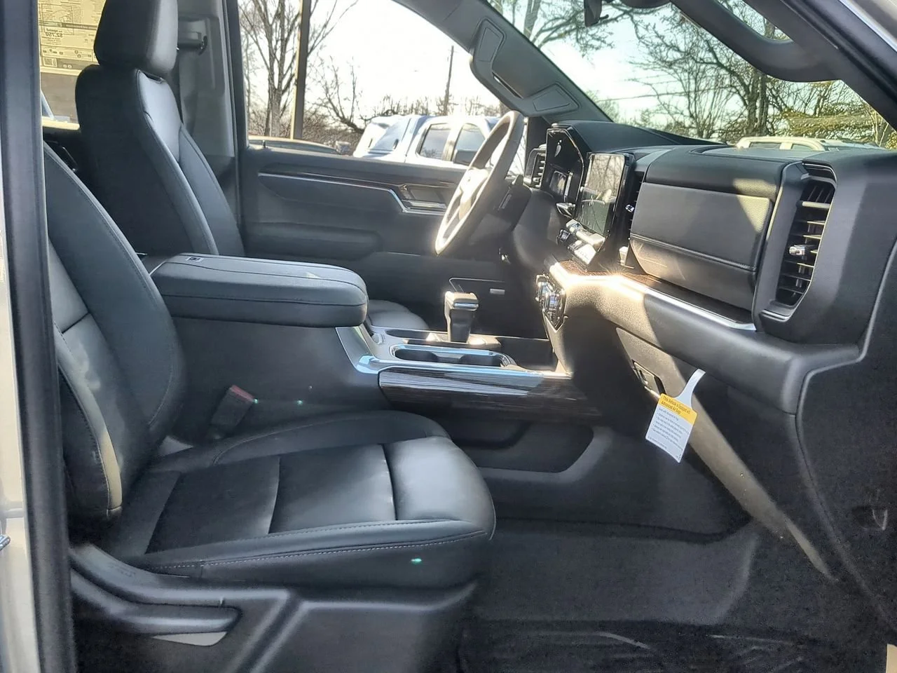 New 2026 Sterling Metallic GMC Elevation image 29