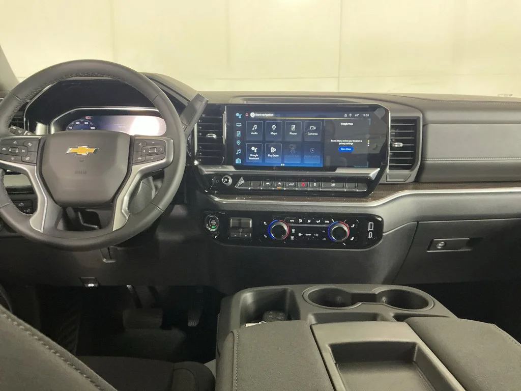 New 2026 White Chevrolet LT image 14
