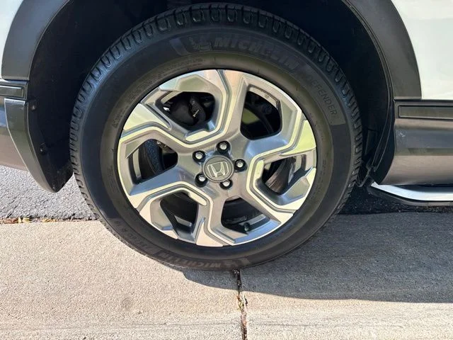 Used 2018 White Honda EX-L image 11