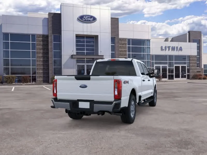 New 2026 Oxford White Ford F-250® XLT image 8