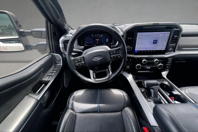 Used 2025 White Ford Platinum image 3