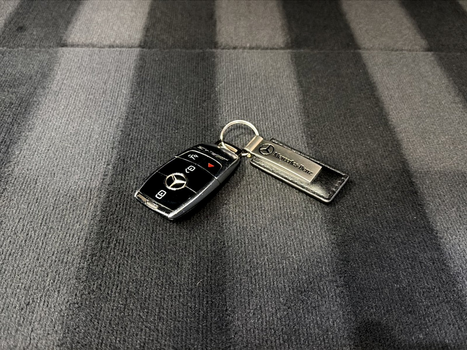 Used 2021 Obsidian Black Metallic Mercedes-Benz S image 25