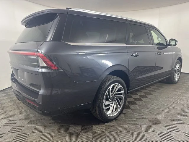 Used 2025 Lincoln Navigator L Reserve 4D Sport Utility in