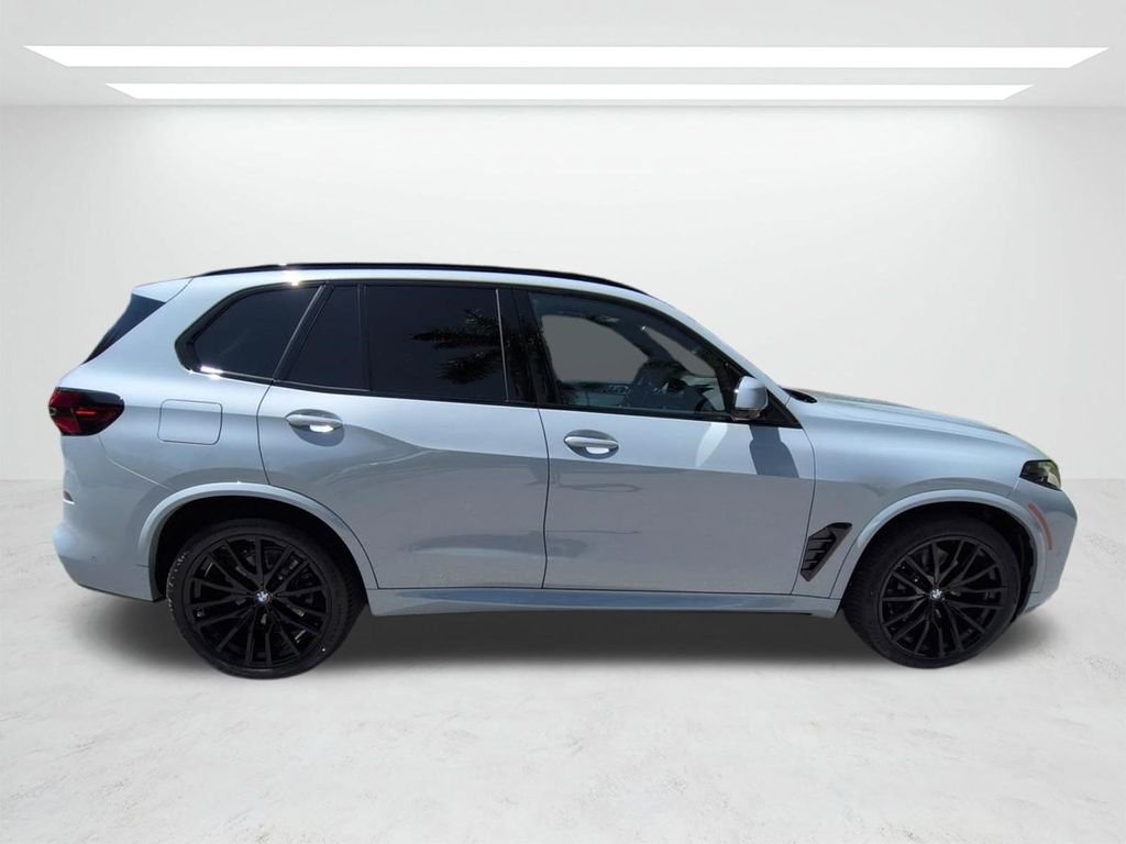 New 2026 Gray Metallic BMW xDrive40i image 3