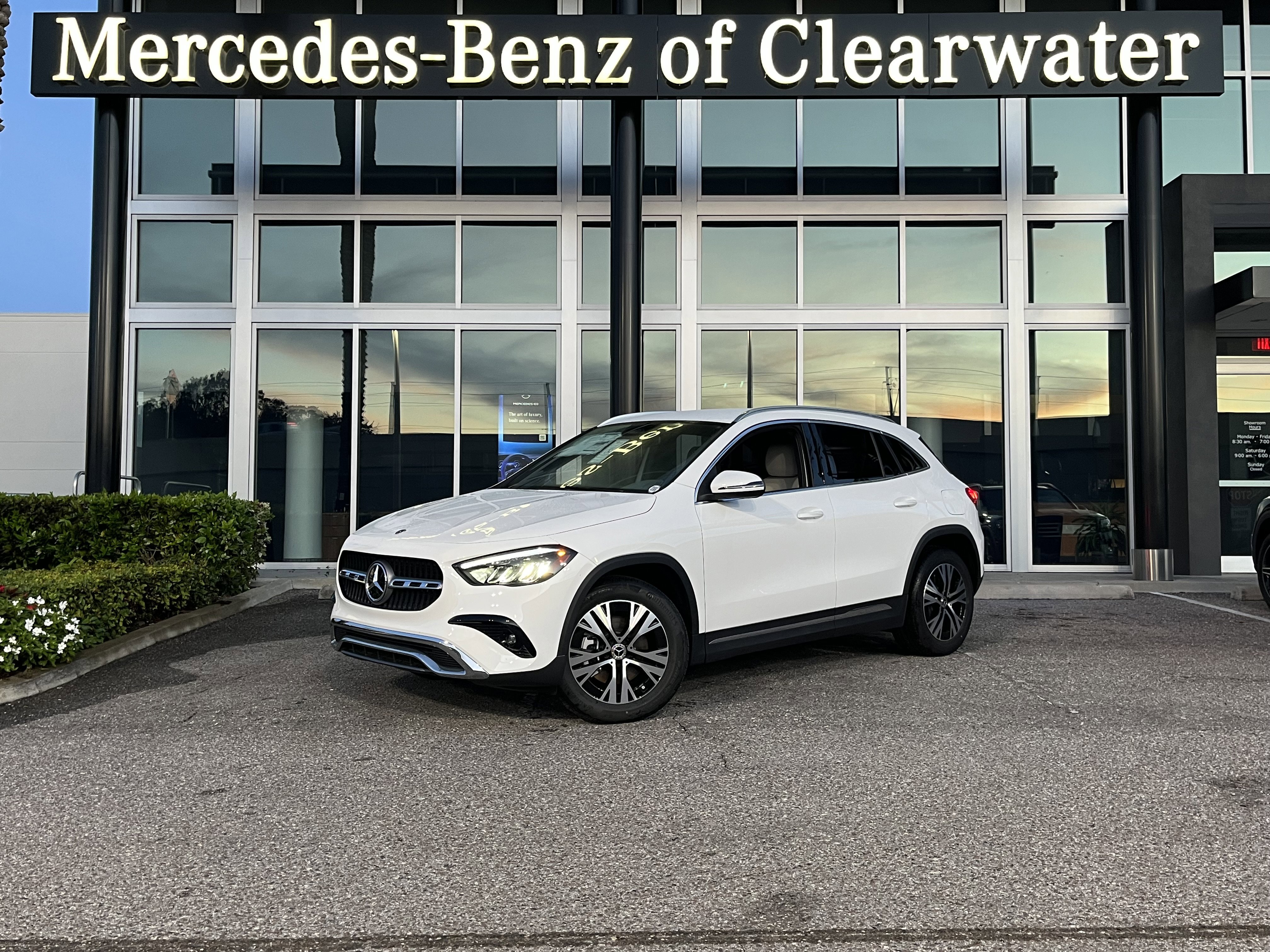 New 2026 POLAR WHITE Mercedes-Benz GLA 250 image 1