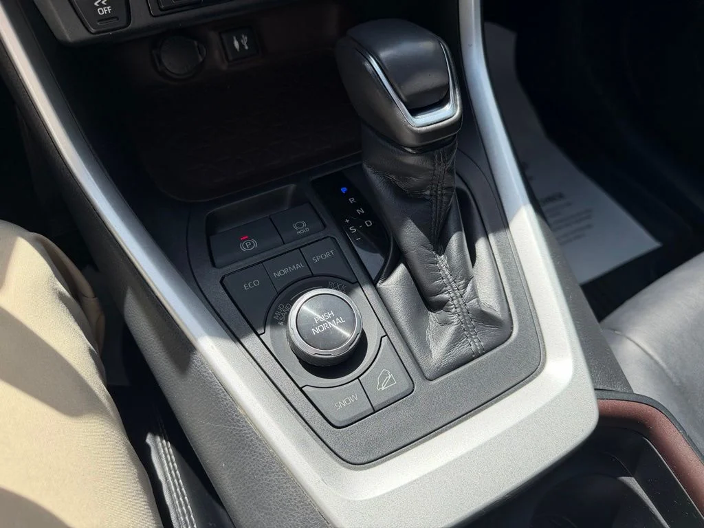 Used 2019 Gray Toyota Limited image 17