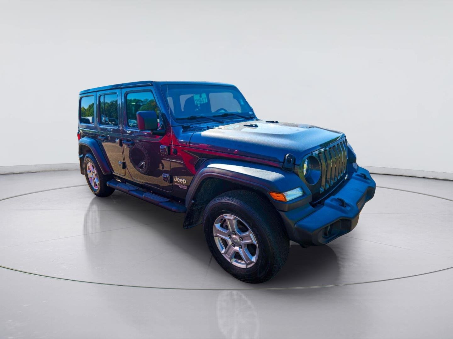 Used 2020 Granite Crystal Metallic Clearcoat Jeep Sport S image 2