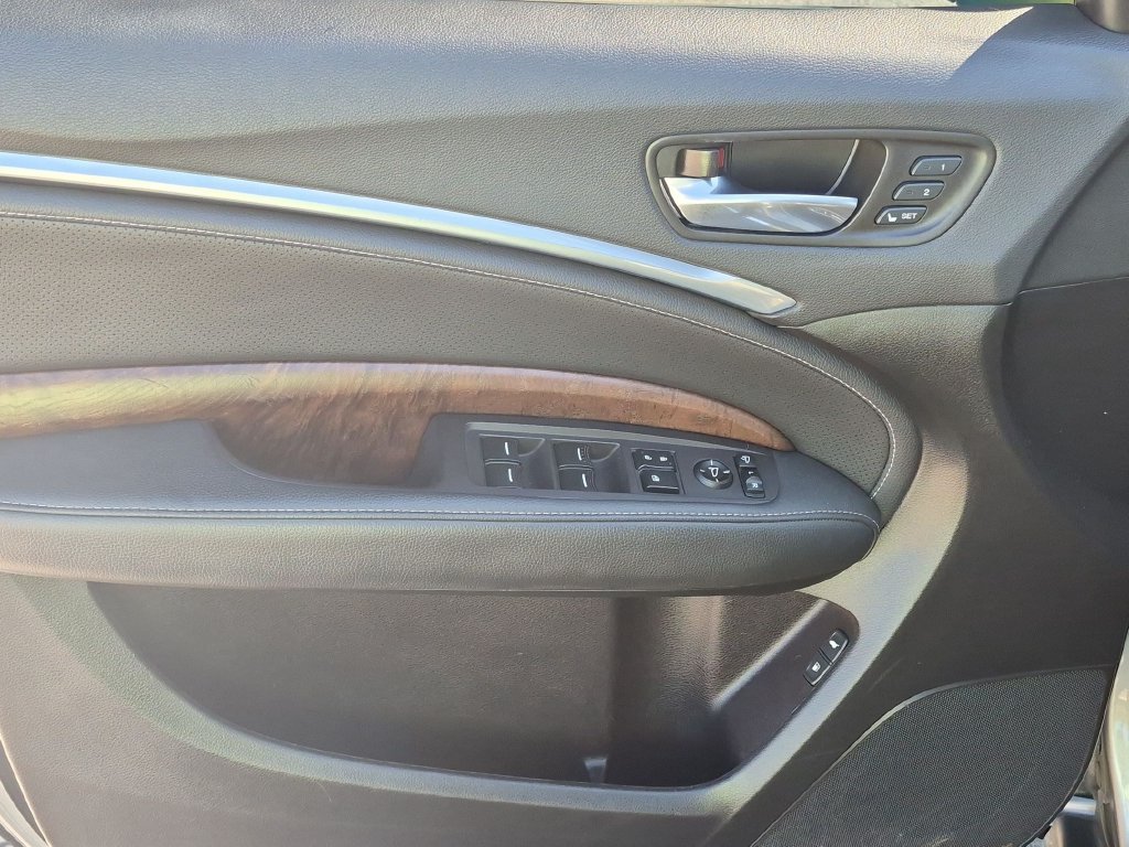Used 2020  Acura Technology image 13