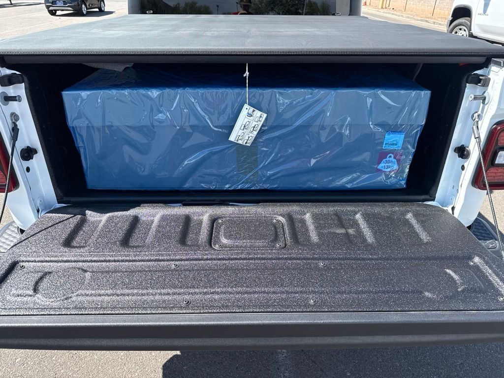 New 2026 Bright White Clearcoat Jeep Mojave image 43