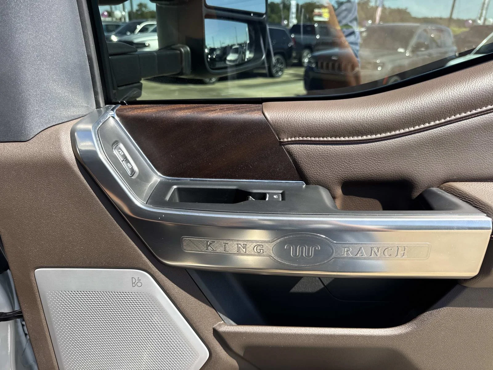 Used 2026 STAR WHITE METALLIC TRI-COAT Ford King Ranch image 15