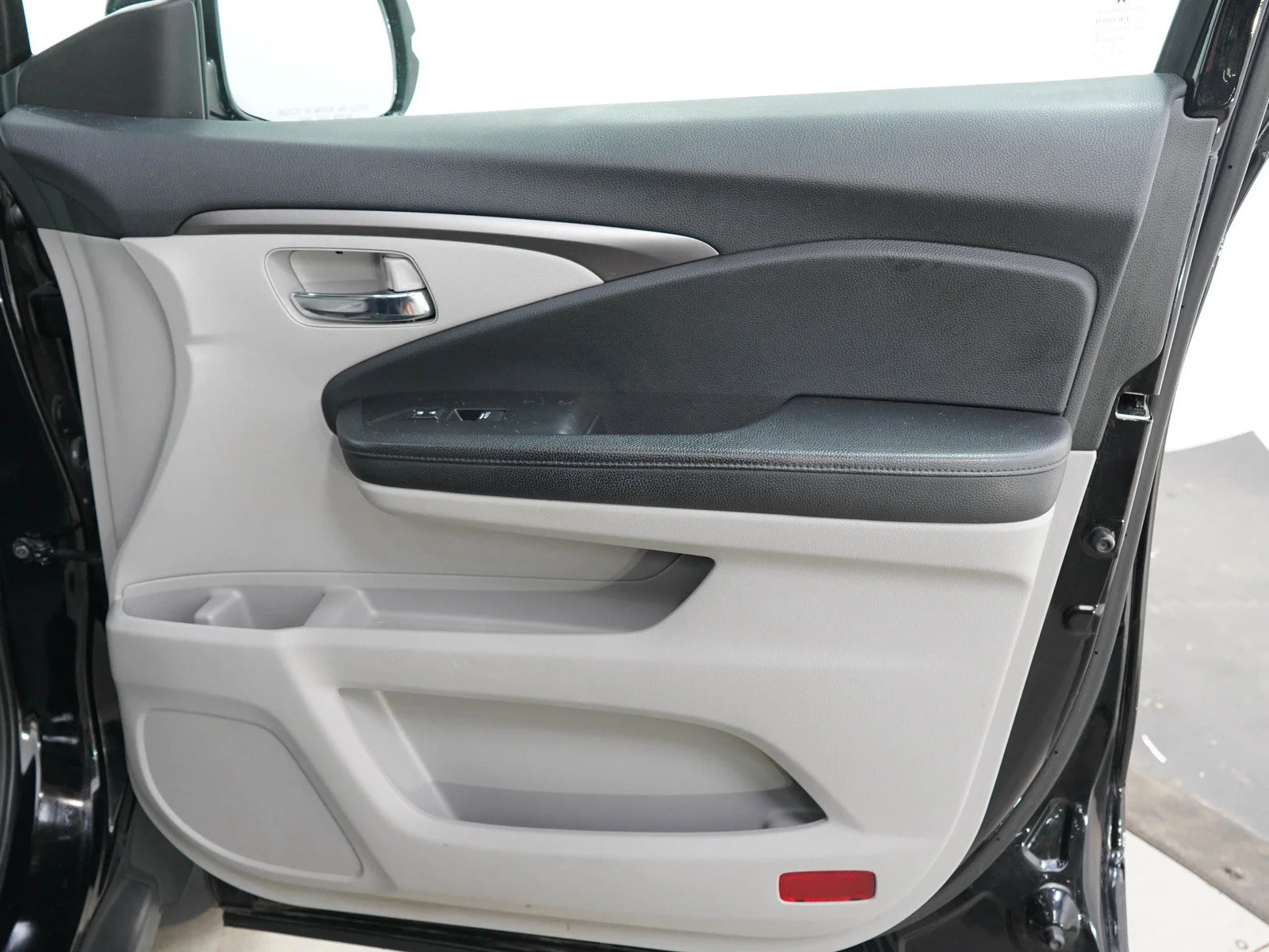 Used 2017  Honda ex image 11