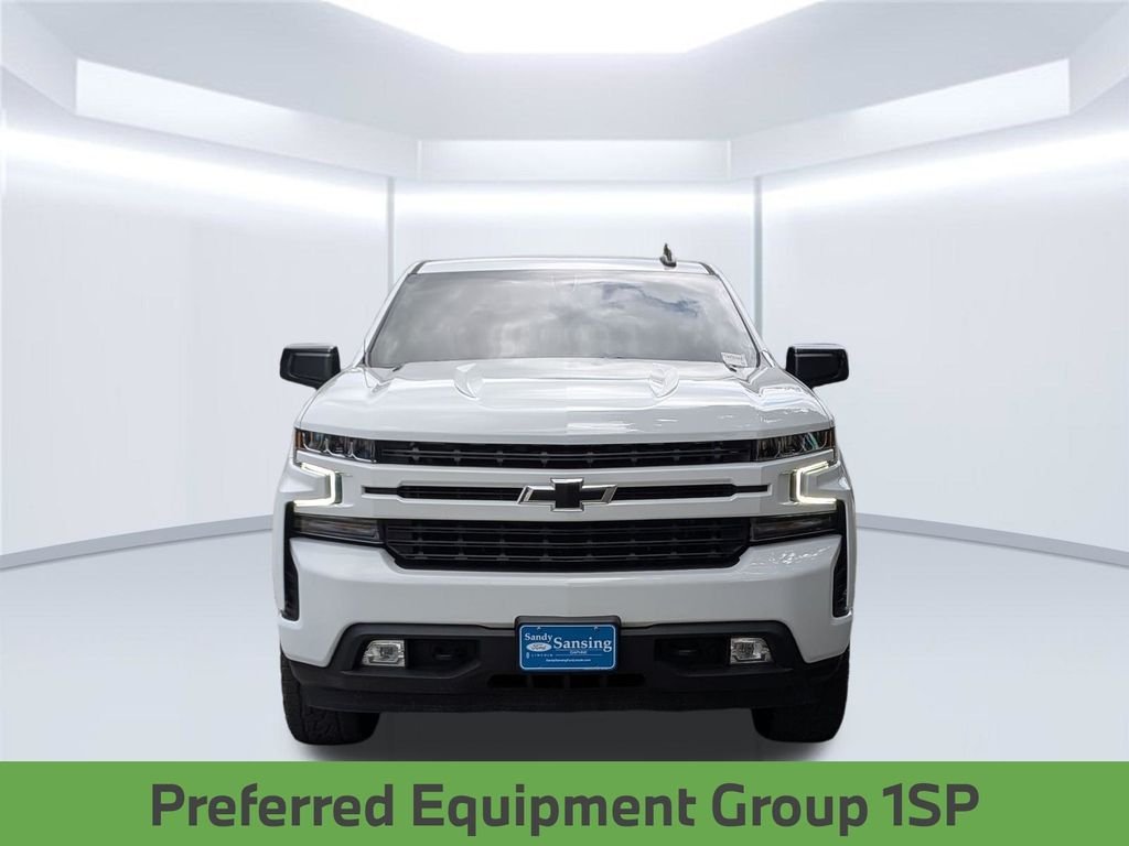 Used 2022 White Chevrolet RST image 11