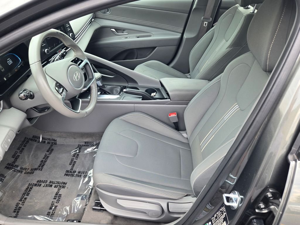 Certified Used 2025 Gray Hyundai SEL Sport image 26
