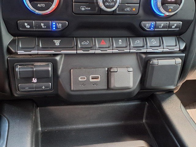 Certified Used 2023 ONYX BLACK GMC AT4 image 17