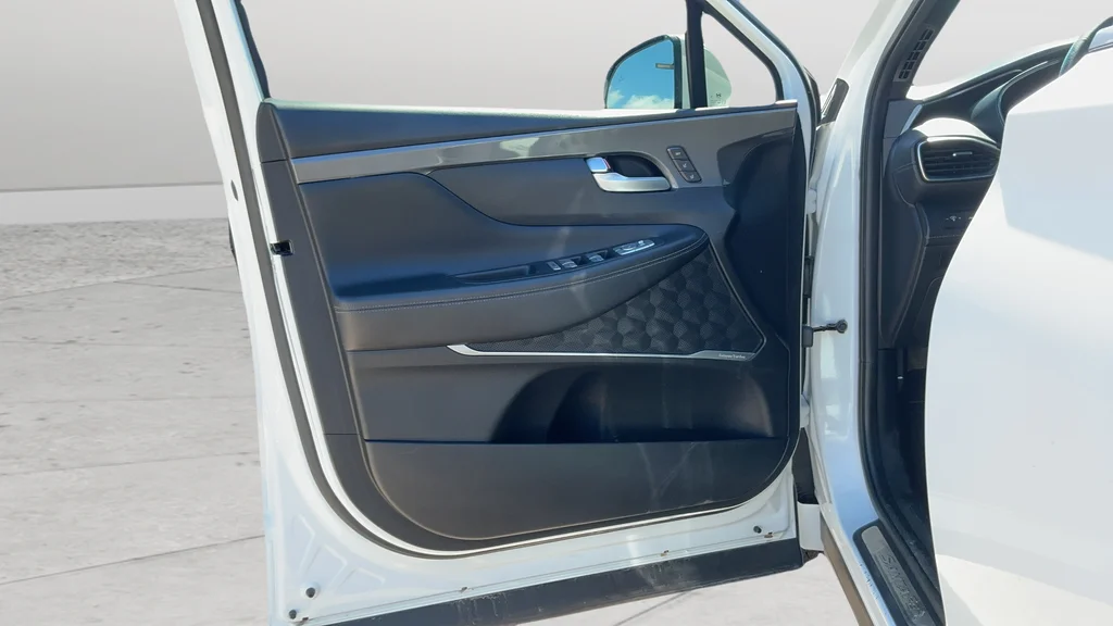 Used 2023 Gray Hyundai Calligraphy image 18