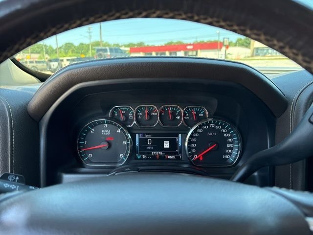 Used 2017 Quicksilver Metallic GMC SLT image 16