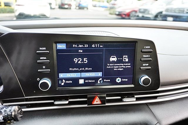 Used 2024 Black Hyundai SE image 21