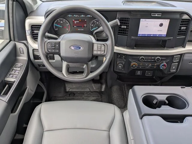 2025 Ford F-450 Super Duty Chassis Cab XL - Photo 15