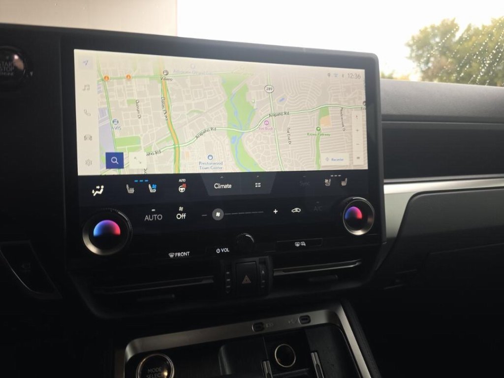 2025 Lexus GX 550 Overtrail photo 2