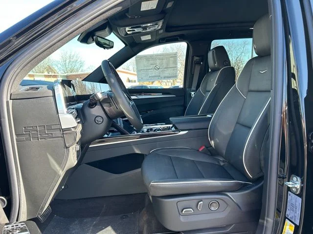 2026 Cadillac Escalade Luxury - Photo 26
