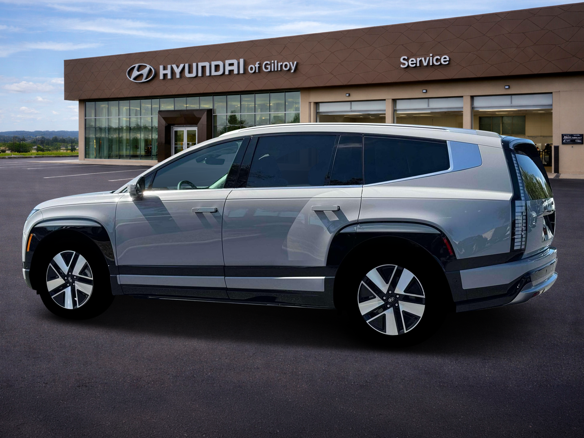 New 2026 Gray Hyundai SEL image 4