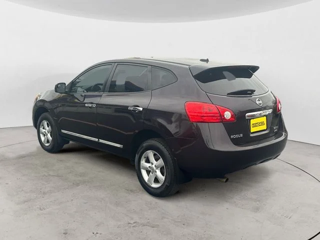 Used 2013 Black Nissan S image 3