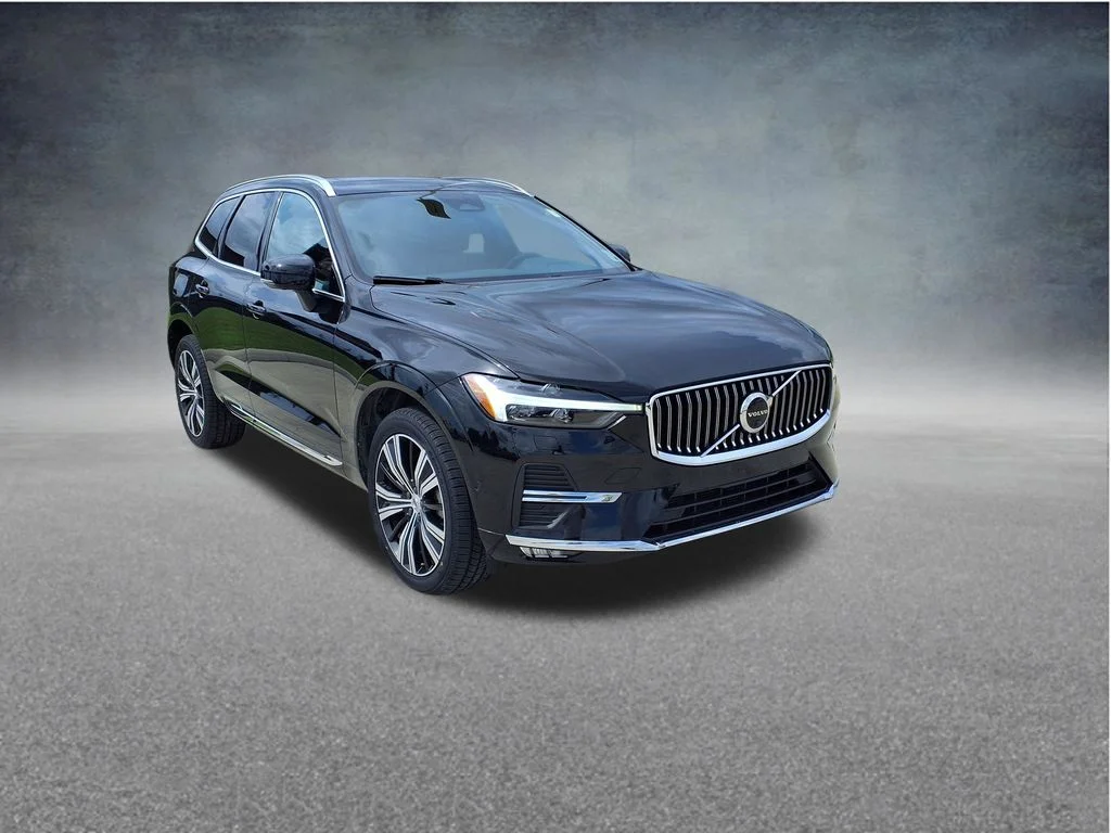 2023 Volvo XC60 B5 Plus Bright Theme FWD's photo