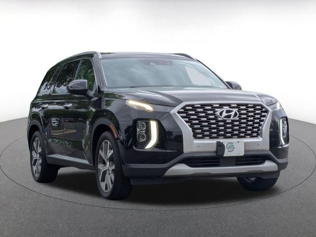 Used 2022 Black Hyundai SEL image 1