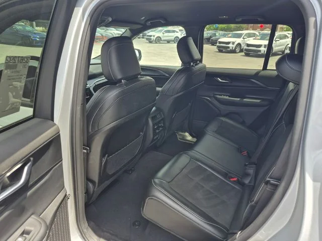 Used 2025 Silver Jeep Altitude image 12