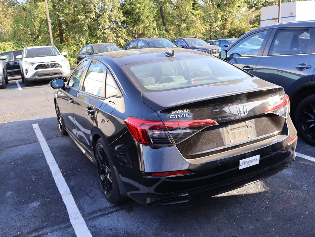 Used 2023  Honda Sport image 5