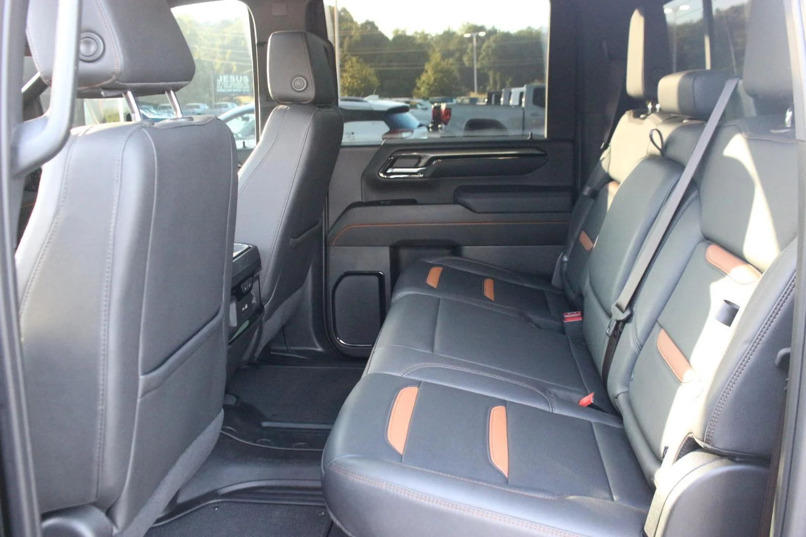 Used 2024 Onyx Black GMC AT4 image 35