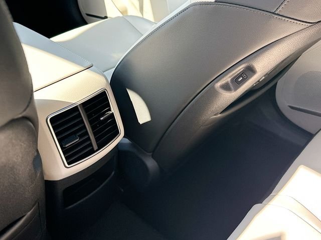 New 2026 Heritage Blue Kia EX image 25