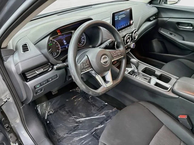 Used 2024 Gray Nissan SV image 9