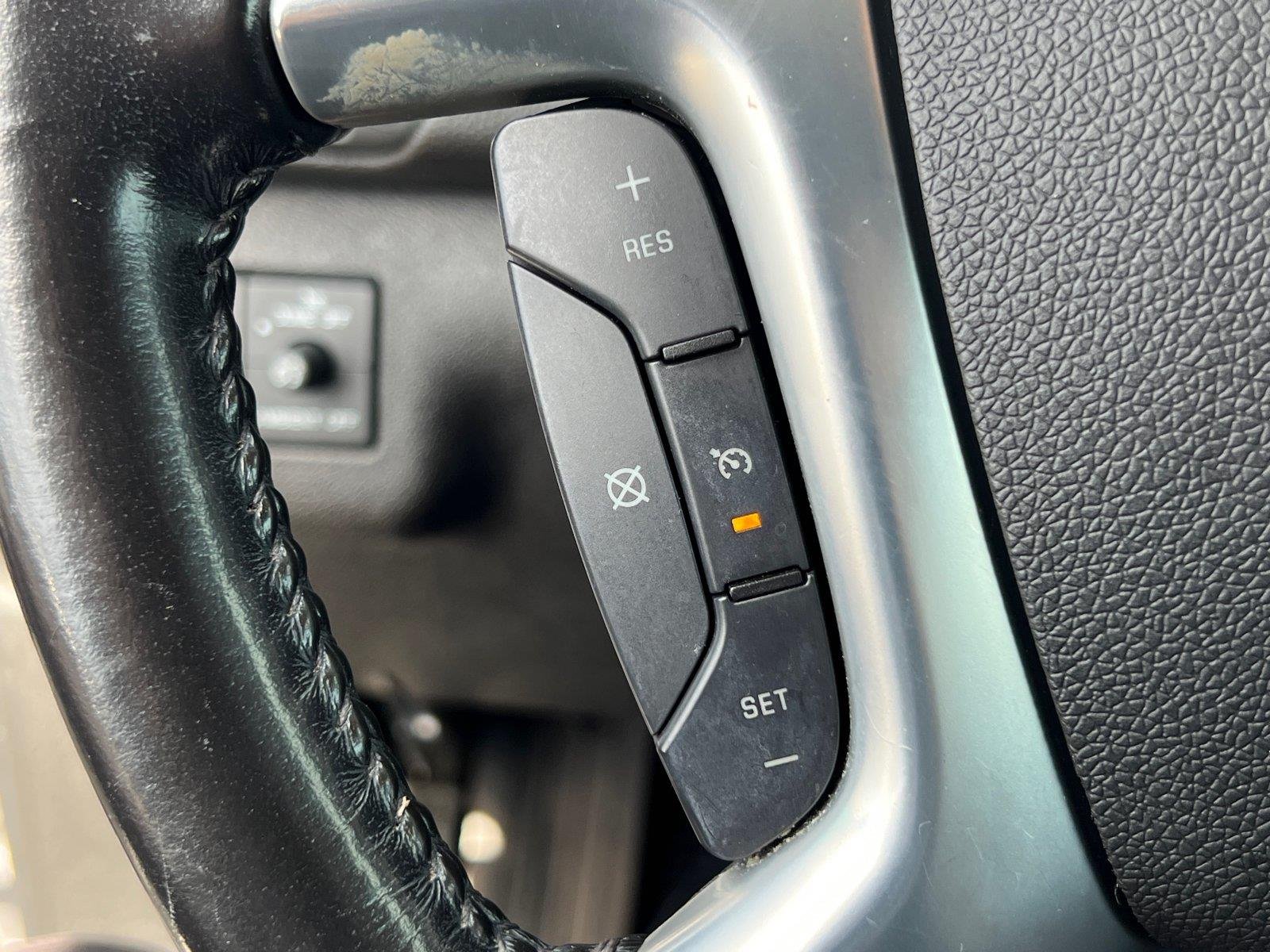 Used 2016 Iridescent Pearl Tricoat Chevrolet LT image 25