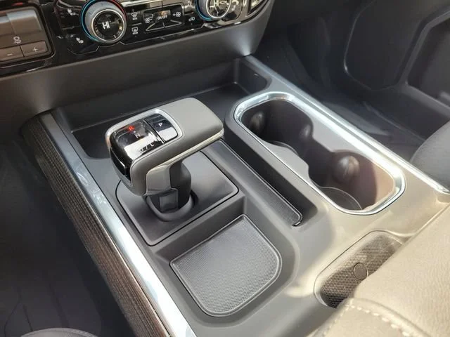 2025 Chevrolet Silverado 1500 LT - Photo 26