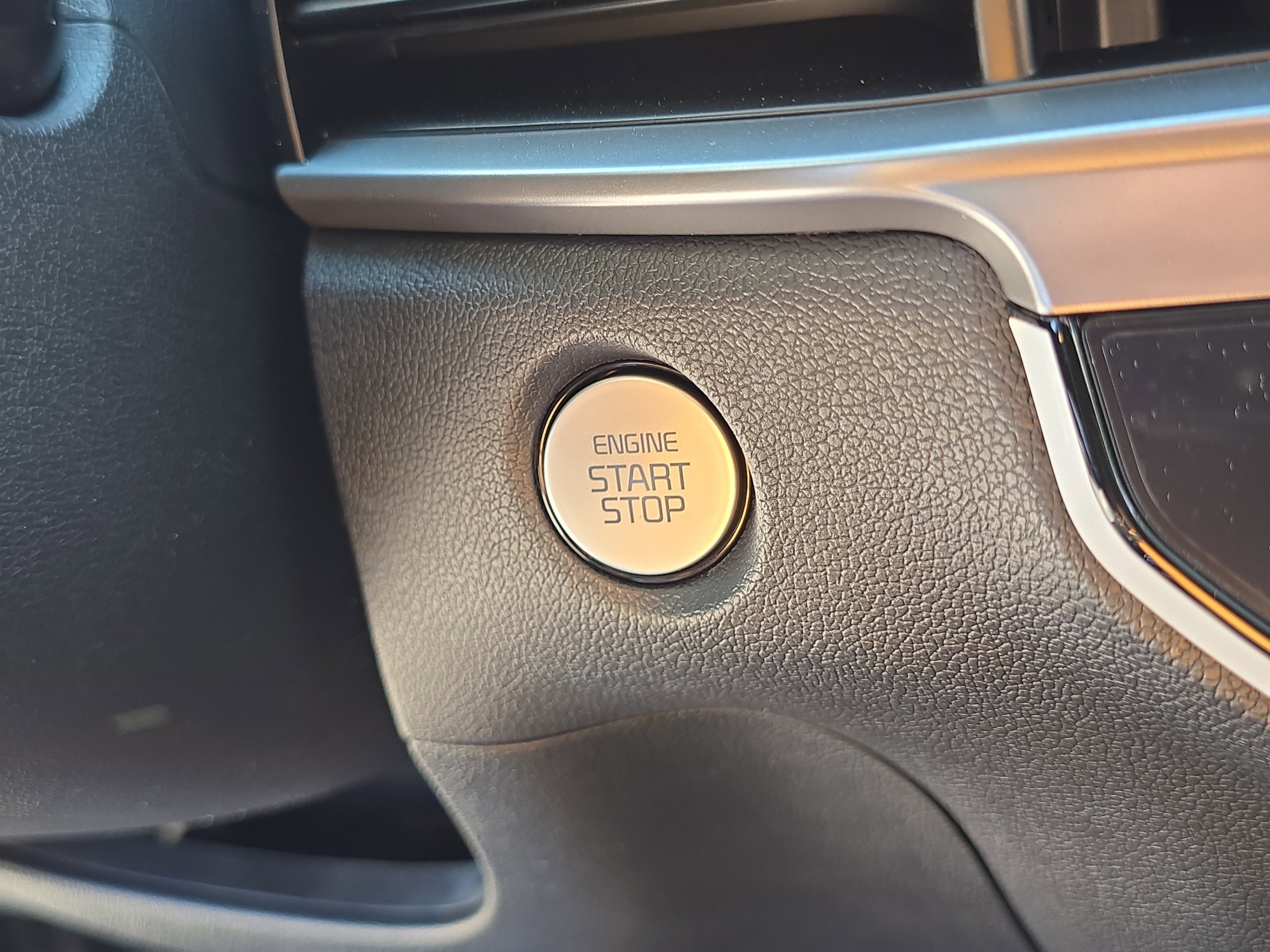 New 2026 Wolf Gray Kia S image 27