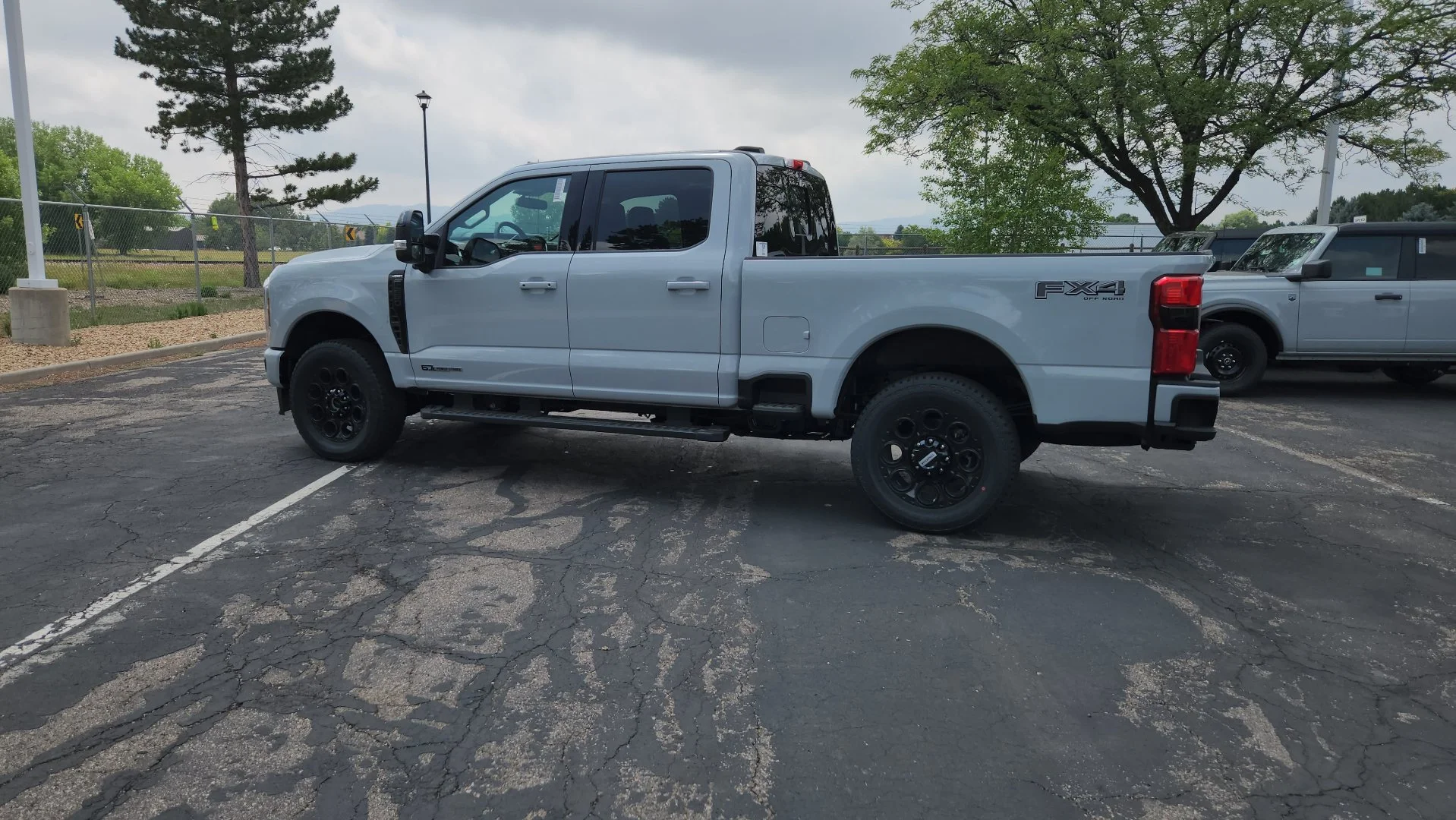 New 2026 Avalanche Ford LARIAT image 4