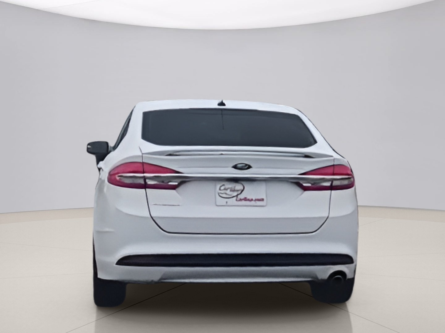 Used 2018 White Ford S image 4