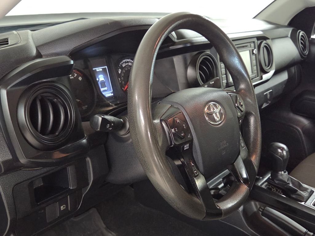 Used 2018 Gray Toyota SR image 17