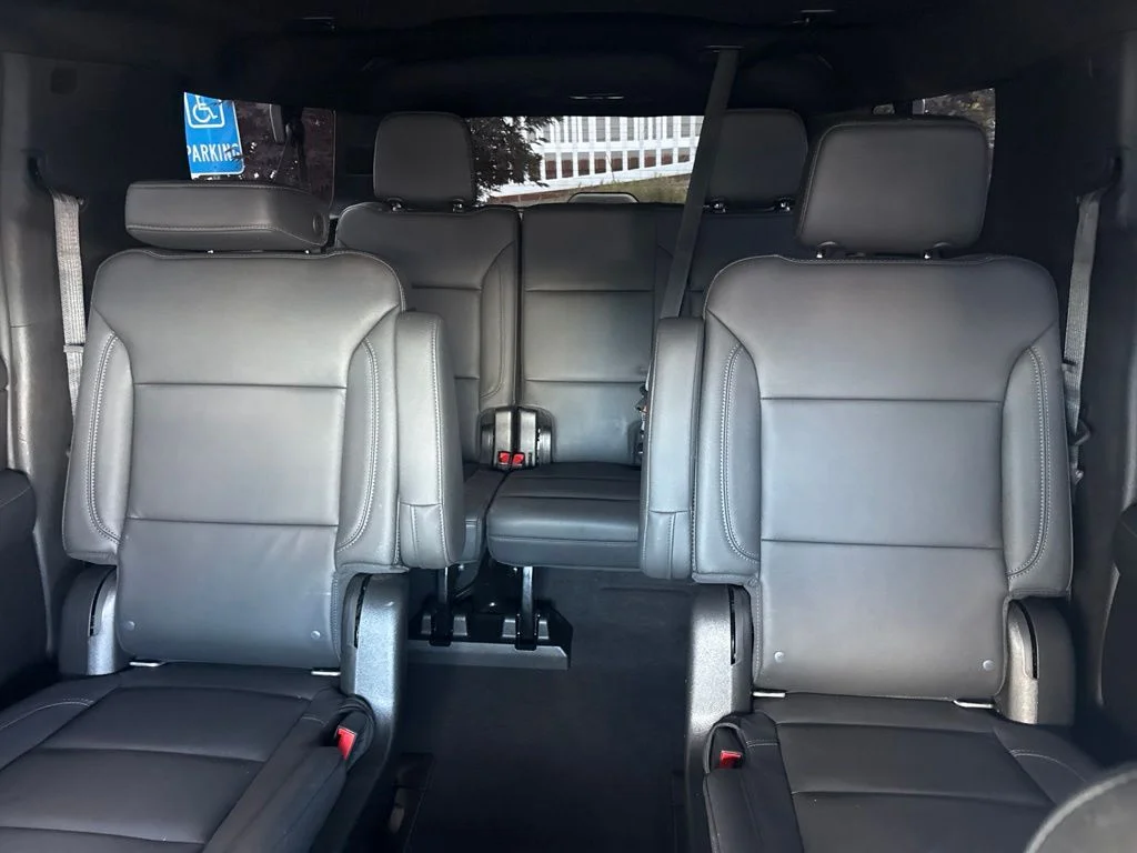 Used 2021 Gray Chevrolet Z71 image 5