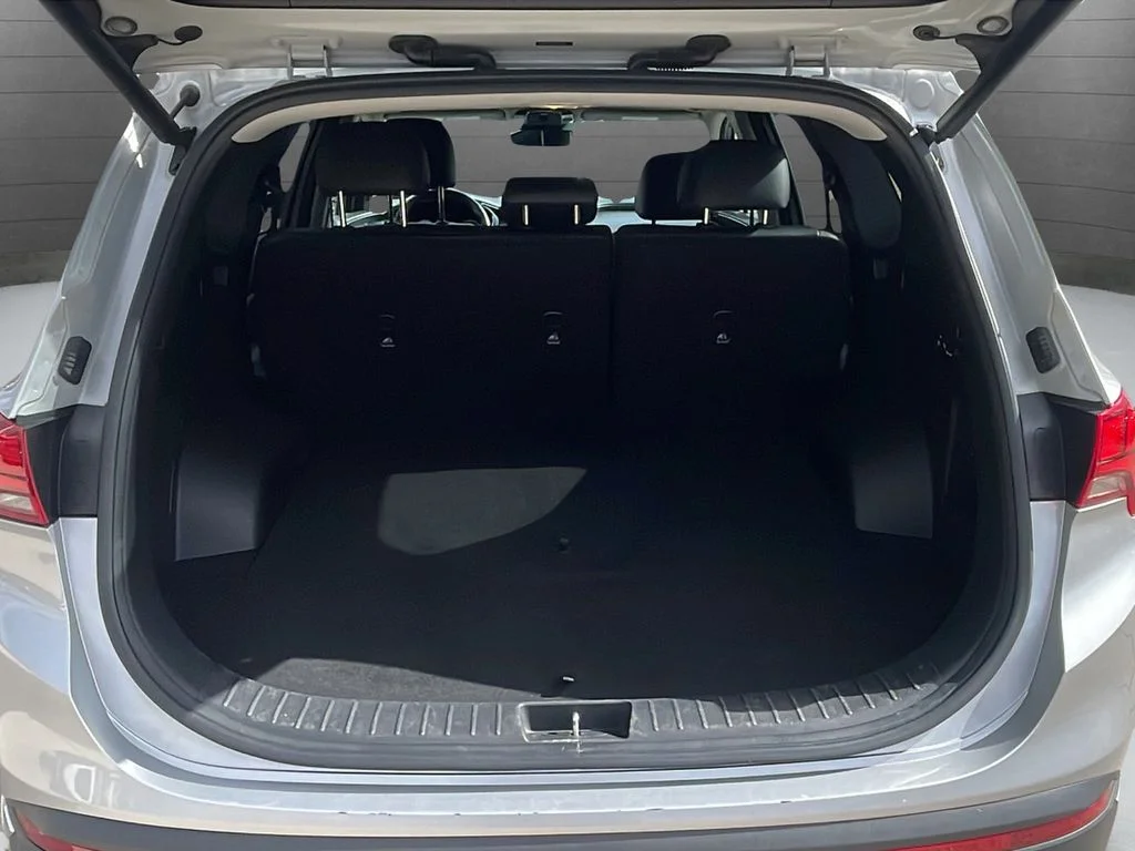 Used 2023 Silver Hyundai SEL image 38