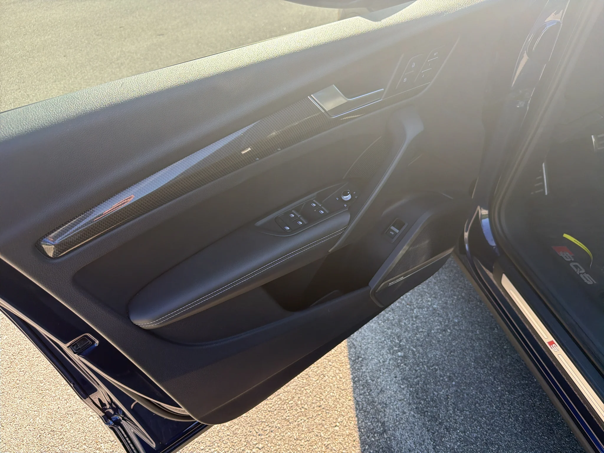 Used 2018 Navarra Blue Metallic Audi Prestige image 8