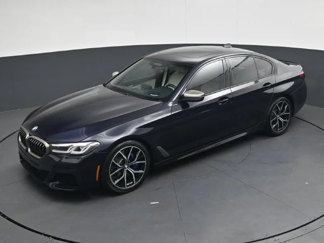 2023 BMW 5 Series M550i - Photo 29