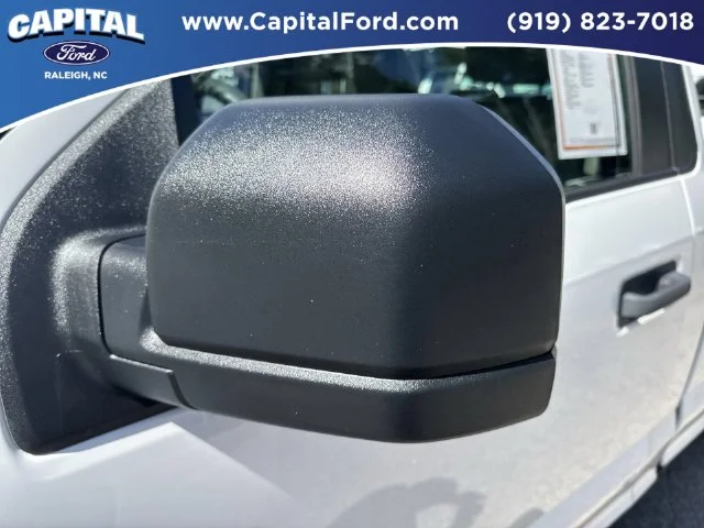 Used 2018 White Ford XL image 12